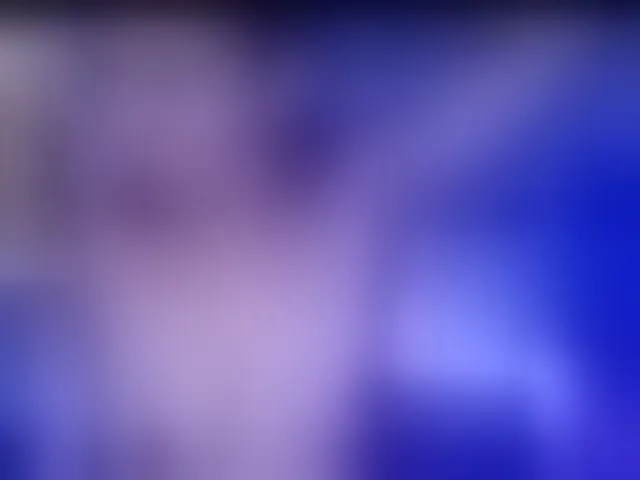 Live sex webcam photo for ninatinydoll #293146749