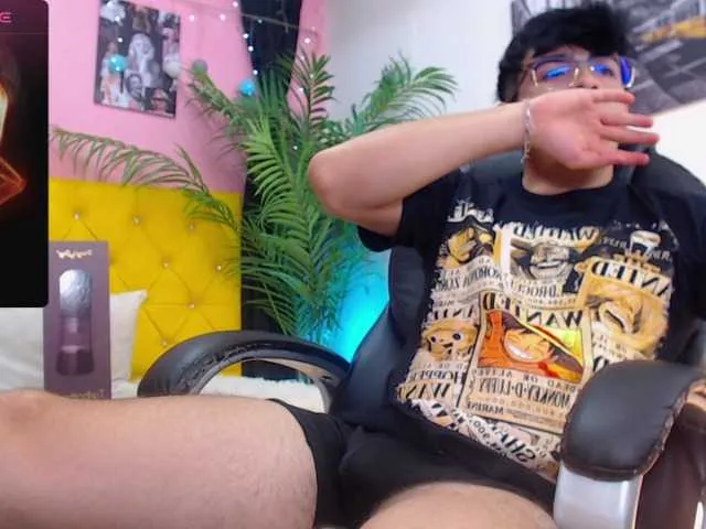 Live sex webcam photo for nolan-twink1 #283577882