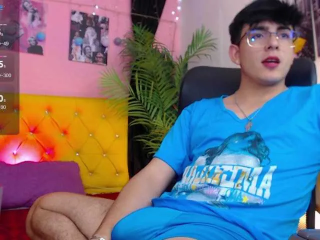 Live sex webcam photo for nolan-twink1 #289477649