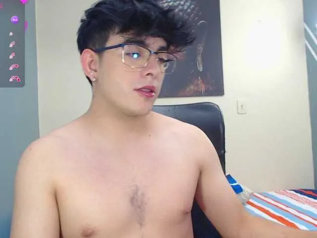 Live sex webcam photo for nolan-twink1 #290287590