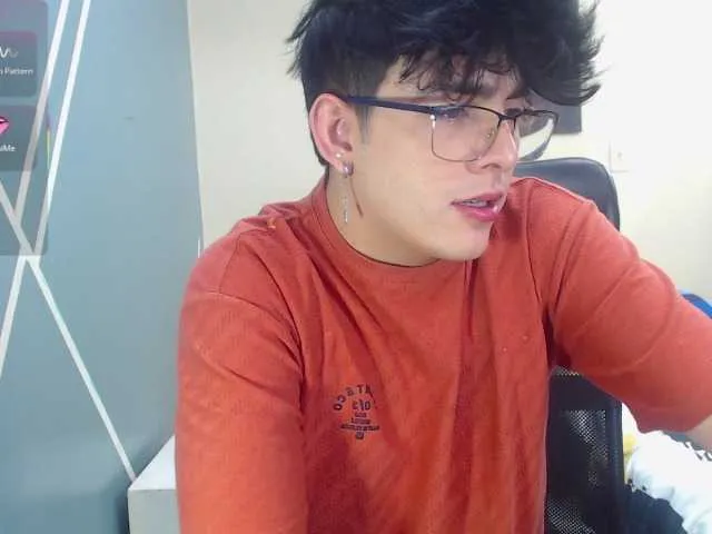 Live sex webcam photo for nolan-twink1 #290309501