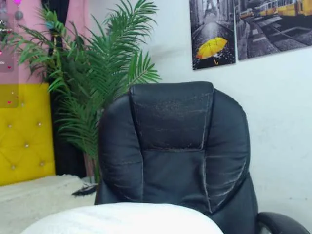 Live sex webcam photo for nolan-twink1 #290488745
