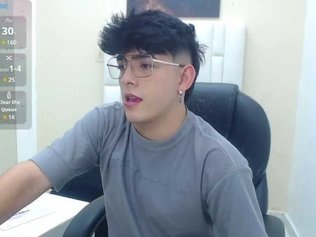 Live sex webcam photo for nolan-twink1 #290787537