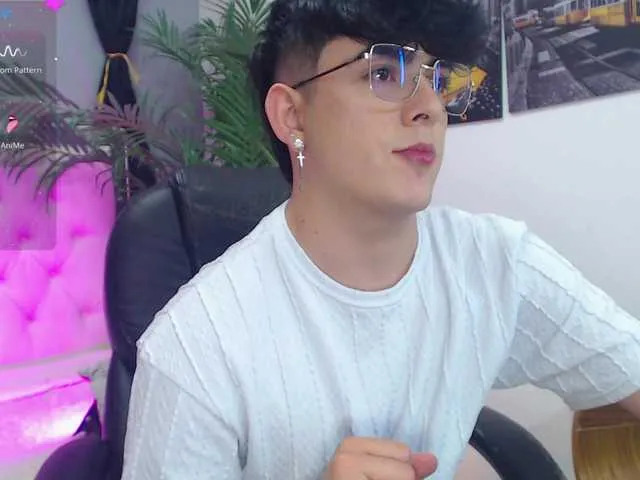 Live sex webcam photo for nolan-twink1 #290814357