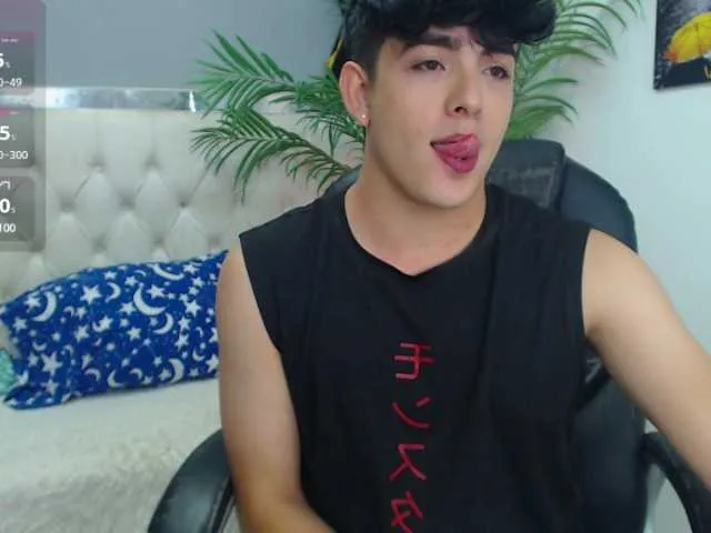 Live sex webcam photo for nolan-twink1 #290985532