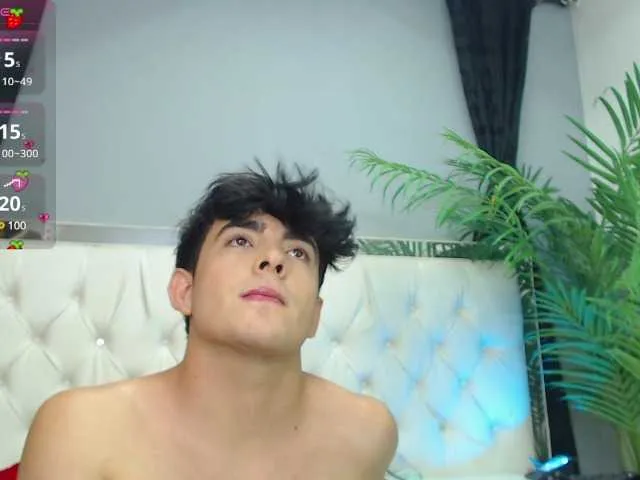 Live sex webcam photo for nolan-twink1 #291481567