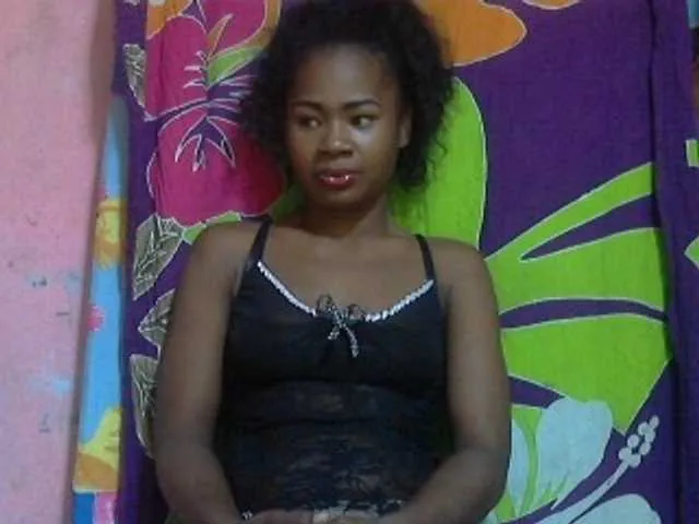 Live sex webcam photo for nomenen #291770433