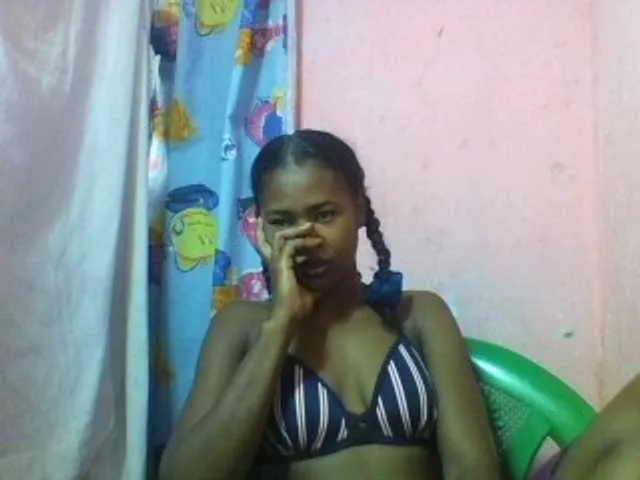 Live sex webcam photo for nomenen #292267945