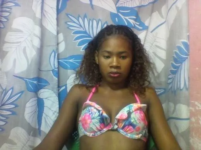 Live sex webcam photo for nomenen #292786321