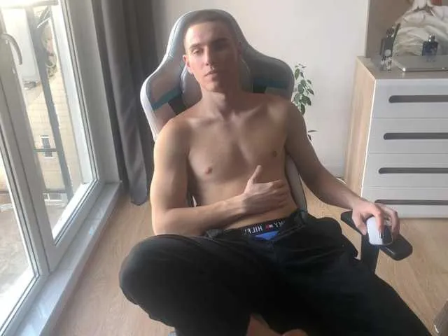 Live sex webcam photo for notary #290750634