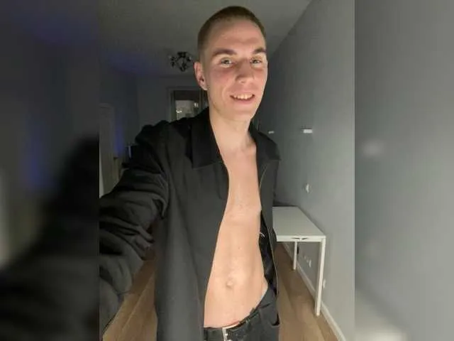 Live sex webcam photo for notary #293503537