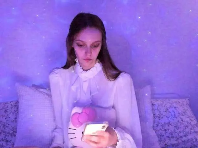 Live sex webcam photo for nothellokitty #273553198