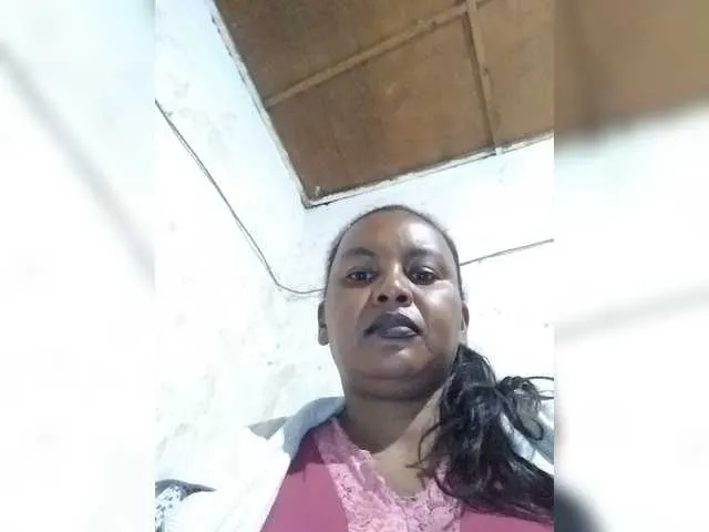 Live sex webcam photo for odettah #278079516