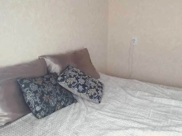 Live sex webcam photo for oh-eva #271978747