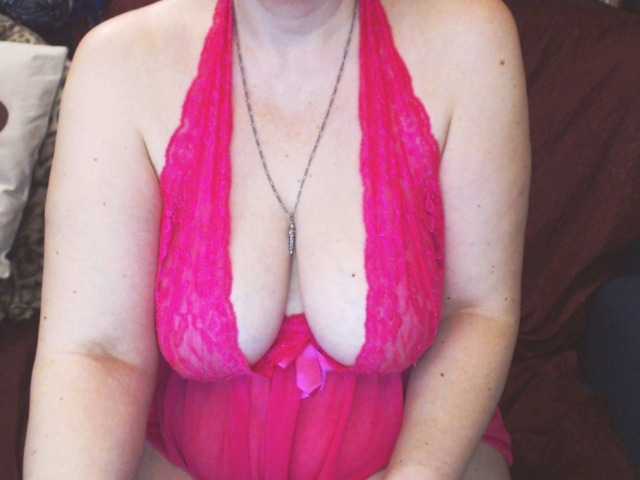 Live sex webcam photo for oksiss #272263283