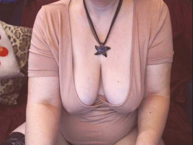 Live sex webcam photo for oksiss #272395864