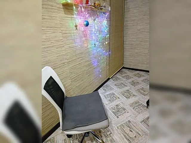 Live sex webcam photo for oksuhaa #271968152