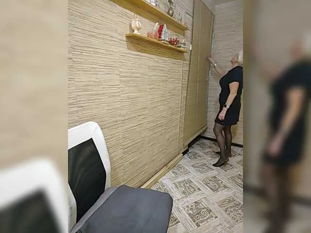 Live sex webcam photo for oksuhaa #272502028