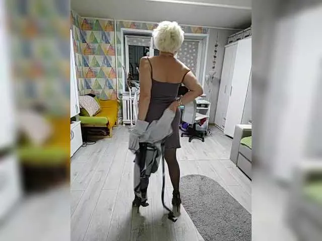 Live sex webcam photo for oksuhaa #278250790