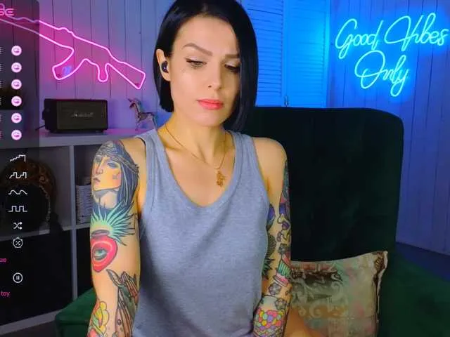 Live sex webcam photo for omnoponi #276719522