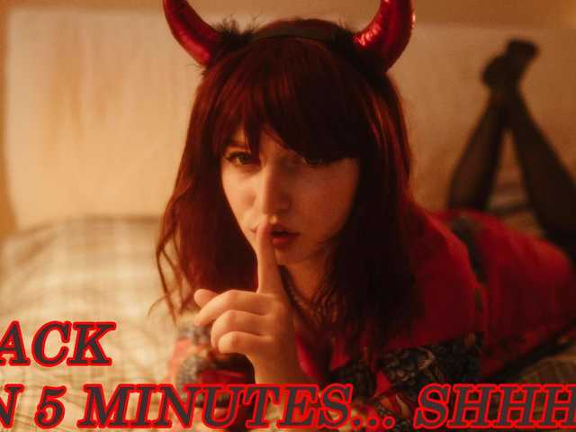 Live sex webcam photo for onixi1 #272944544