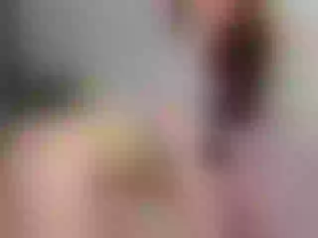 Live sex webcam photo for onlyours1 #271726834