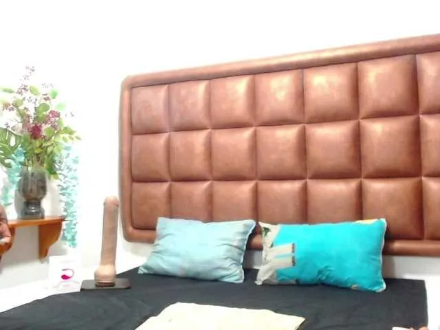Live sex webcam photo for osalovelyy #273886796