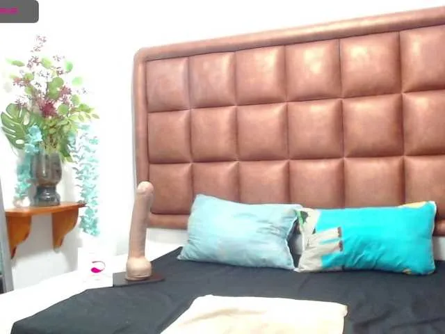 Live sex webcam photo for osalovelyy #273962787