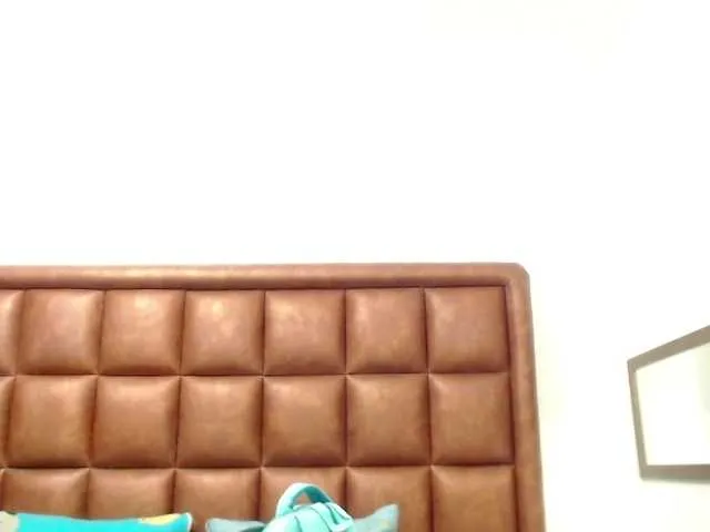 Live sex webcam photo for osalovelyy #274499948