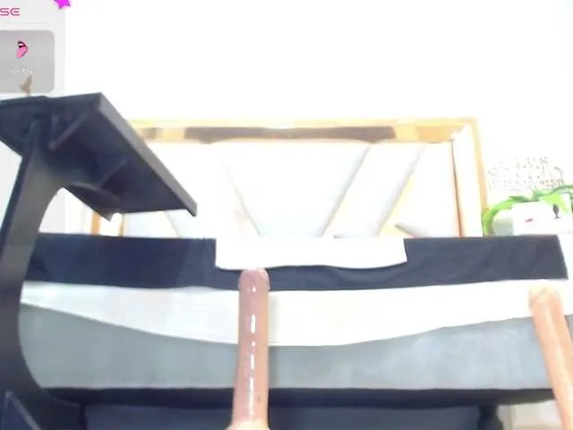 Live sex webcam photo for osalovelyy #290723812
