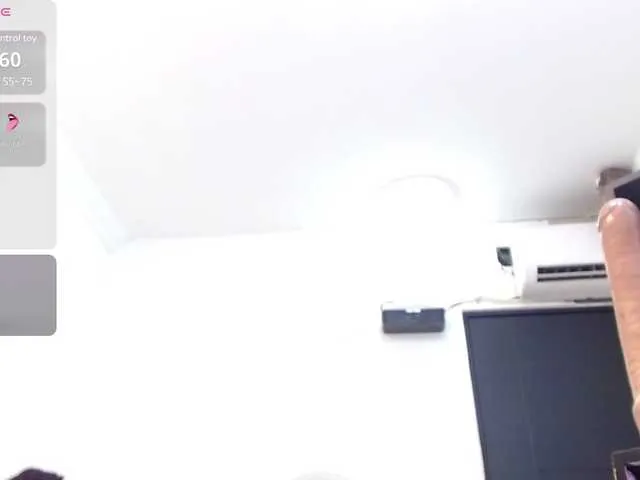 Live sex webcam photo for osalovelyy #291117492
