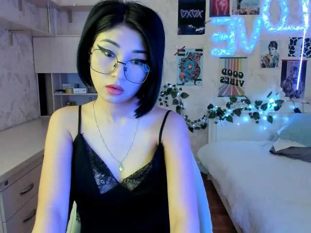 Live sex webcam photo for osamimiko #276849308