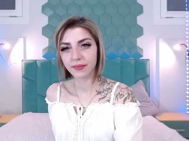 Live sex webcam photo for ossirin #272873599