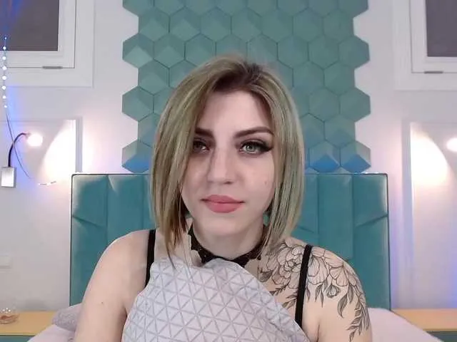 Live sex webcam photo for ossirin #272976962