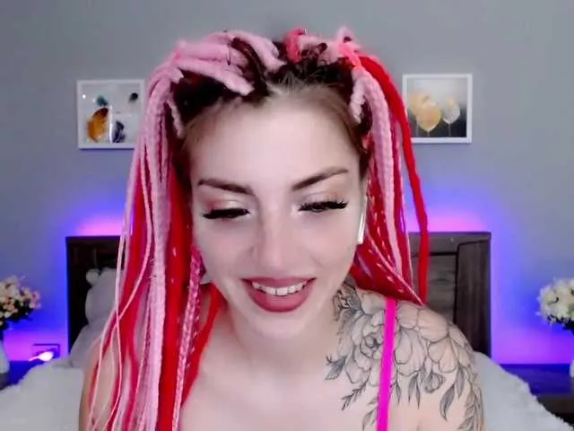 Live sex webcam photo for ossirin #275514175