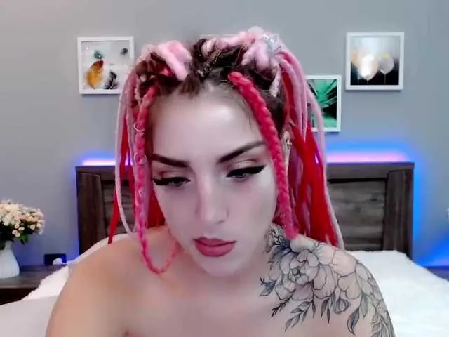 Live sex webcam photo for ossirin #276232228