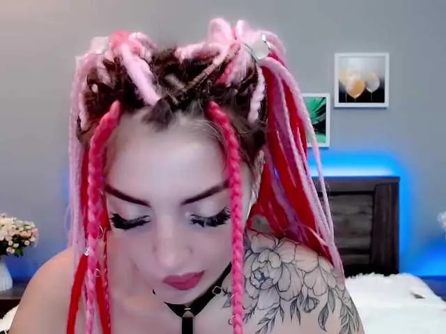 Live sex webcam photo for ossirin #276302871