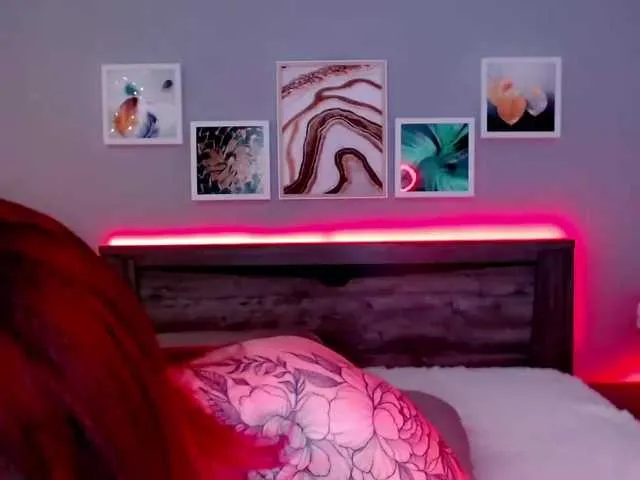 Live sex webcam photo for ossirin #276472655