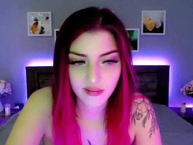 Live sex webcam photo for ossirin #276730636
