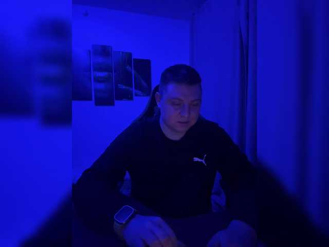 Live sex webcam photo for ostap2k23 #290877541