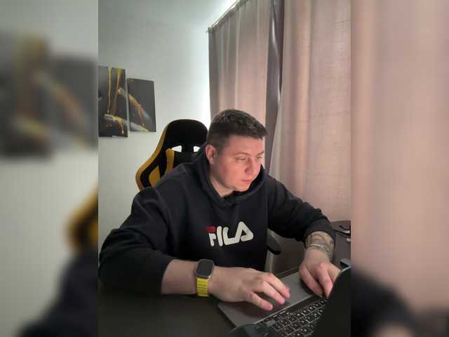 Live sex webcam photo for ostap2k23 #290882769