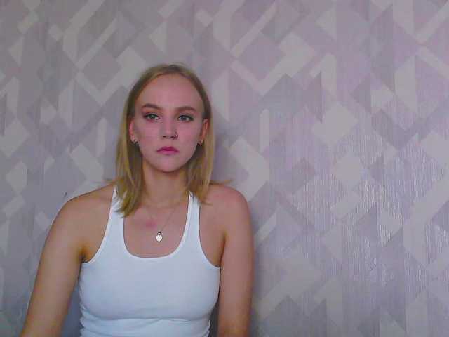 Live sex webcam photo for ostraiker1 #275508727