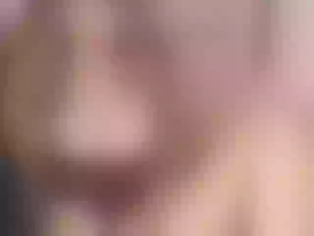 Live sex webcam photo for oxana1992 #275540389