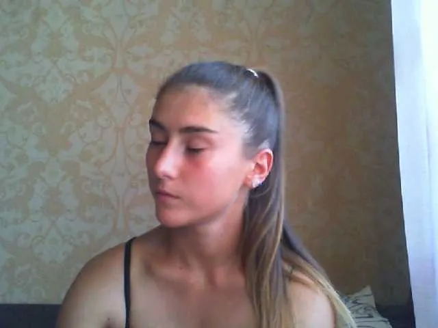 Live sex webcam photo for ozlemyilmaz23 #274165588