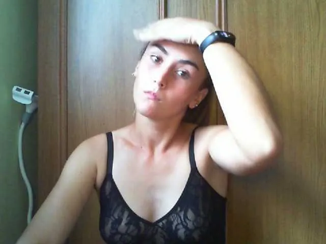 Live sex webcam photo for ozlemyilmaz23 #274353051