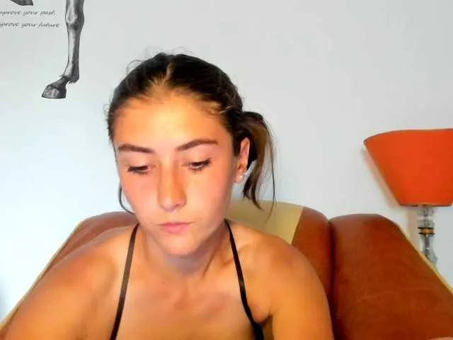 Live sex webcam photo for ozlemyilmaz23 #275647141