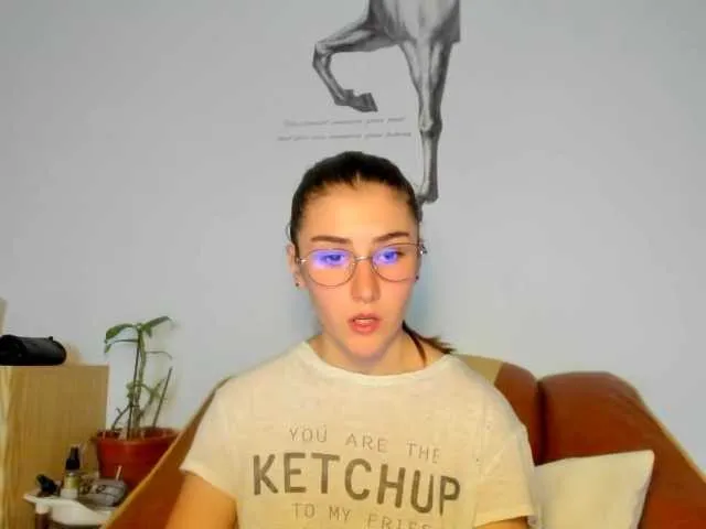 Live sex webcam photo for ozlemyilmaz23 #277310755