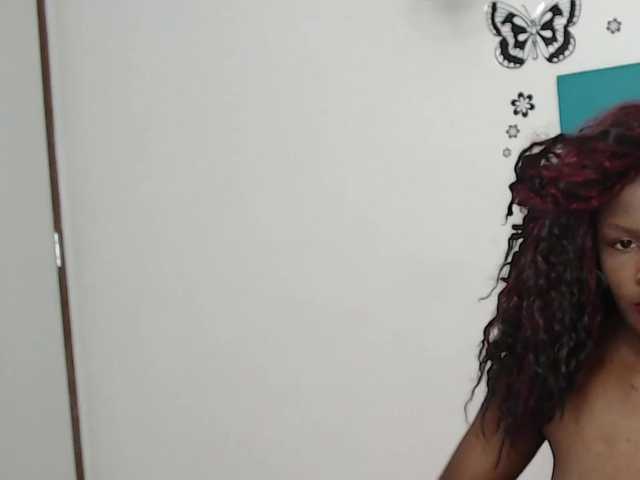 Live sex webcam photo for pamela-ebony #271996977