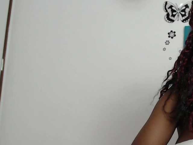 Live sex webcam photo for pamela-ebony #272034878