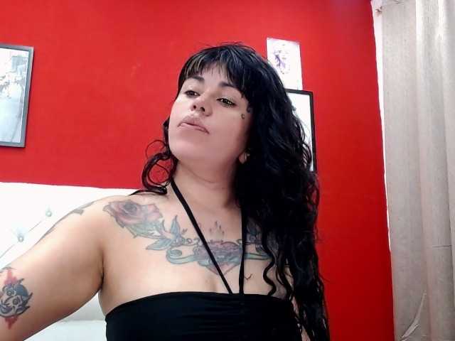 Live sex webcam photo for pamela666 #290561919